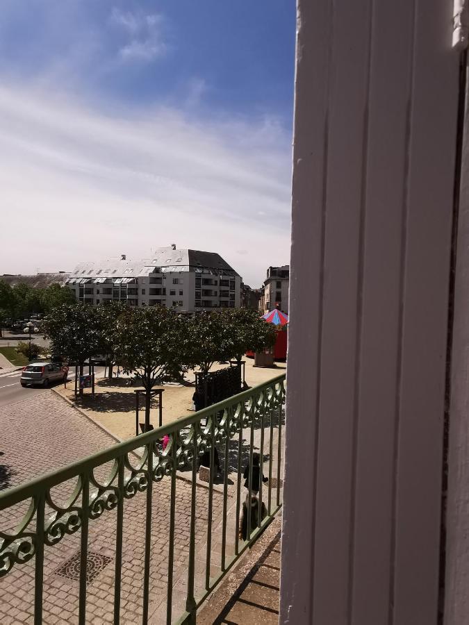 Studio Balcon De La Place Dinan Zewnętrze zdjęcie